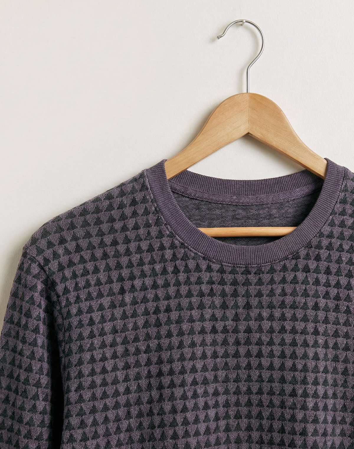 Distressed Houndstooth Purple
