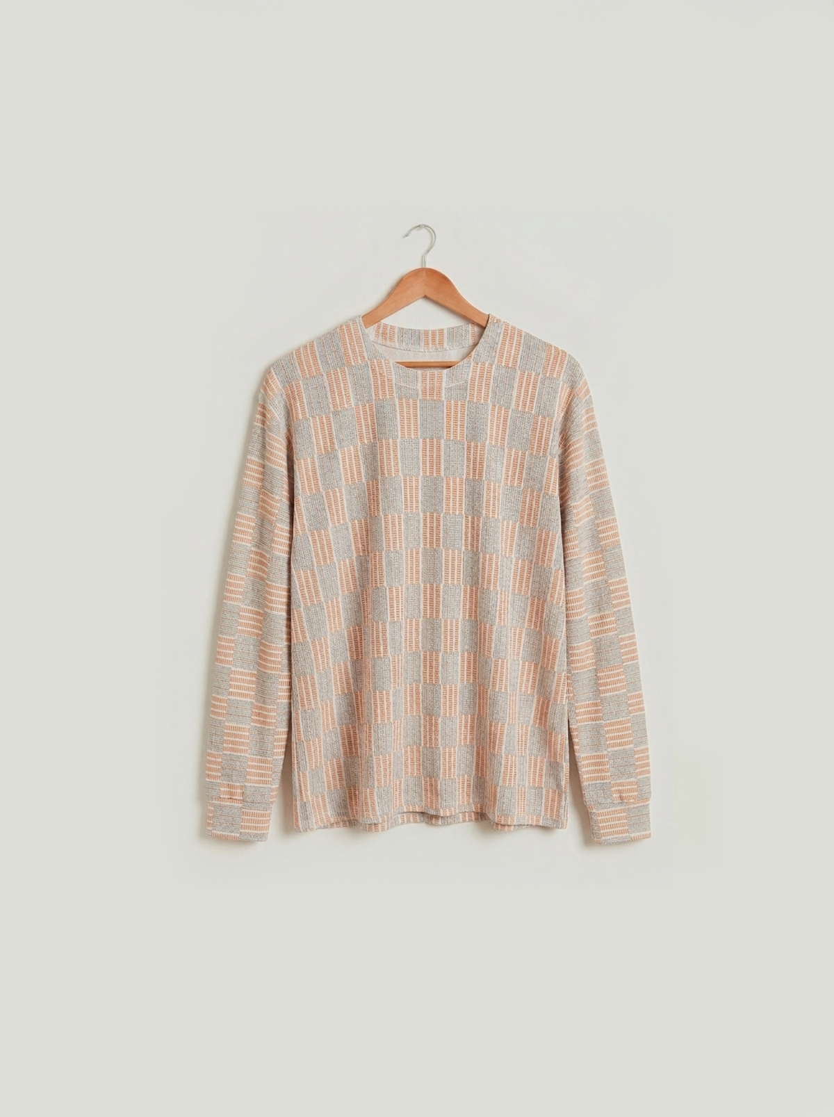 Geometric Motif Long Sleeve
